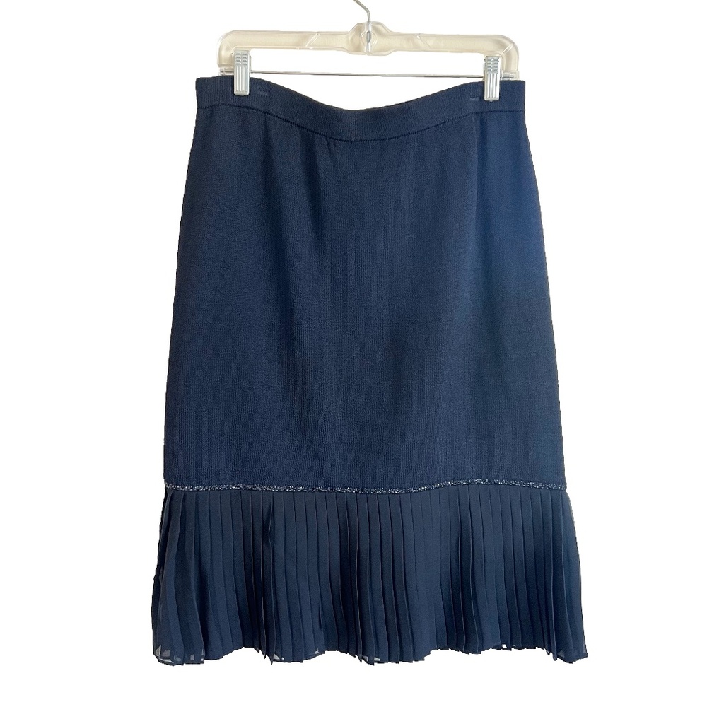 NWOT St. John Black Knit Knee Length Skirt